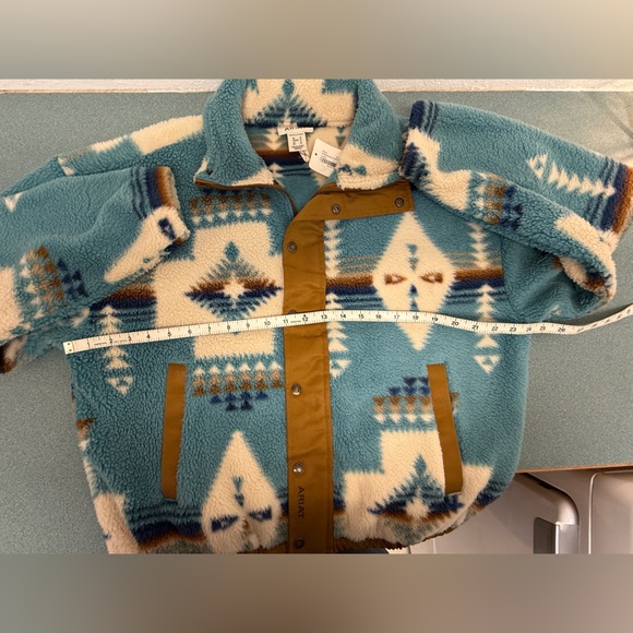 Ariat NWT❗️Sherpa Aztec Blocked Full Zip Jacket Women’s Medium - Picture 8 of 9
